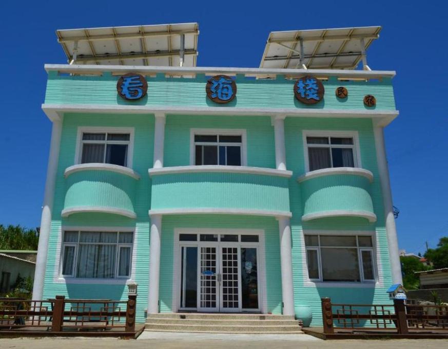 Sea Front Homestay Манонг Екстериор снимка