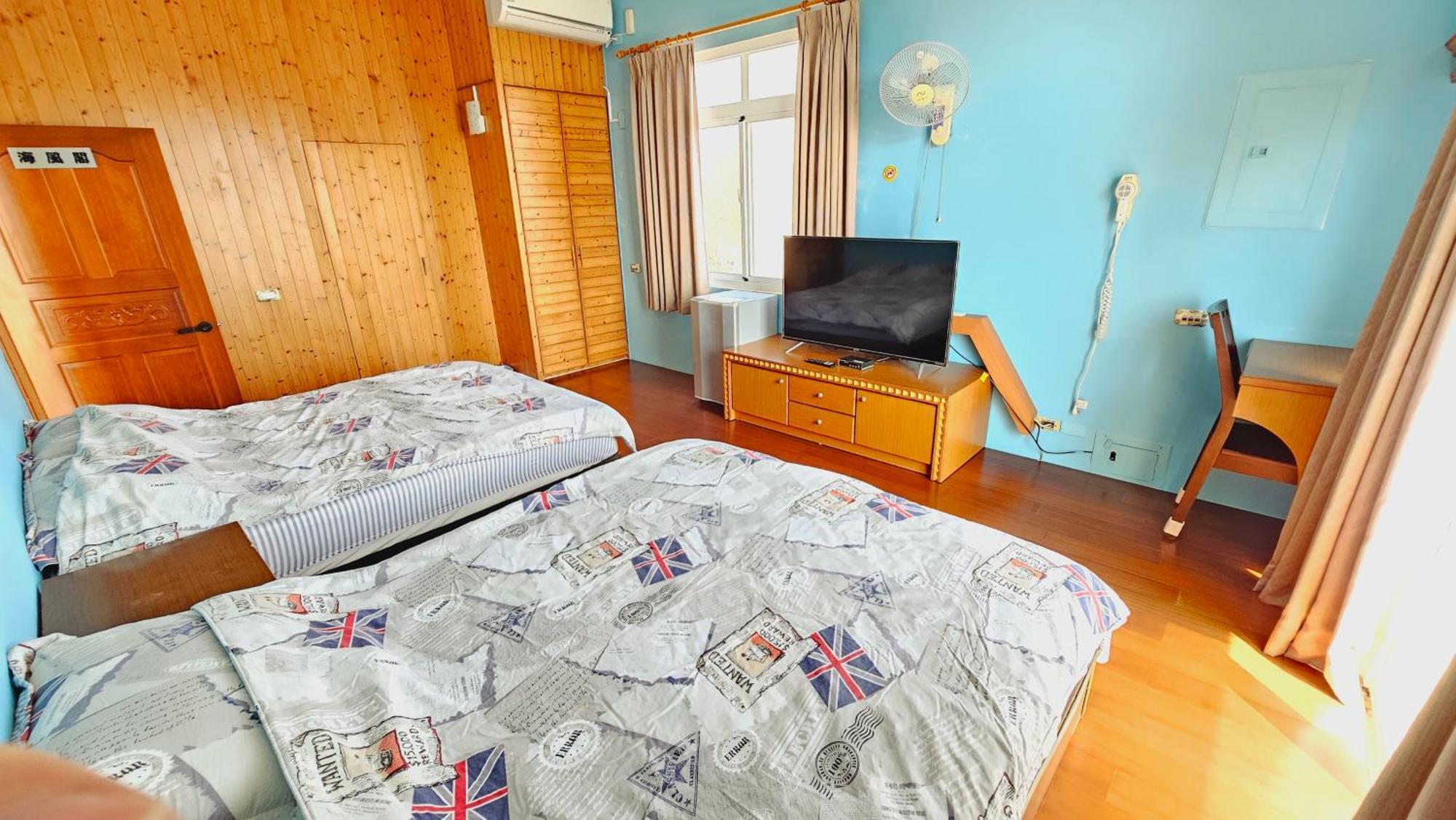 Sea Front Homestay Манонг Екстериор снимка