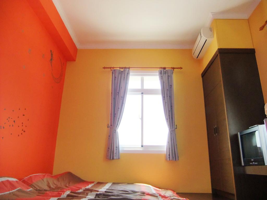 Sea Front Homestay Манонг Екстериор снимка